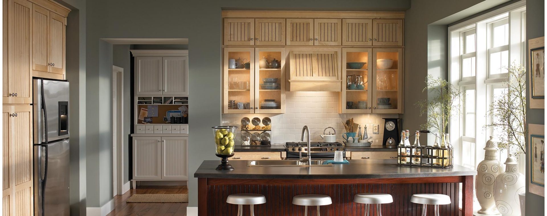 Schuler Cabinetry at Lowes | Metropolitan Chic